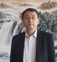 于平